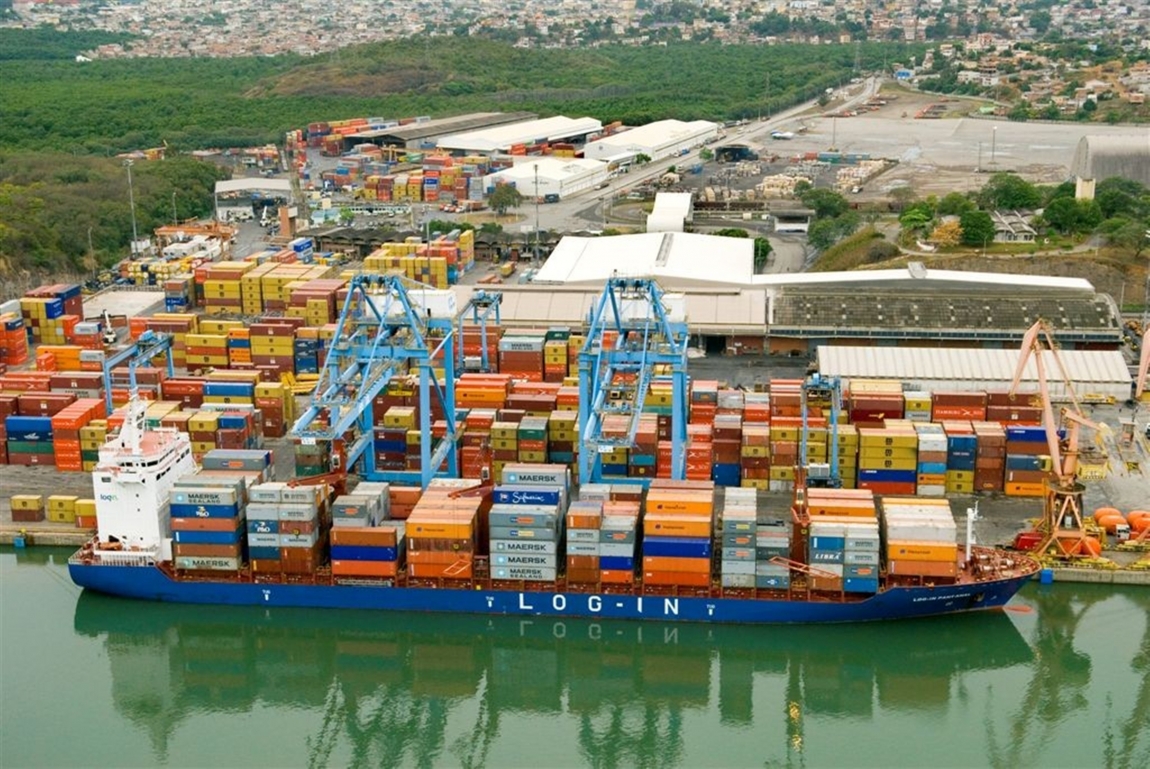 Linha comercial Vitória-China aumenta capacidade de exportação e importação