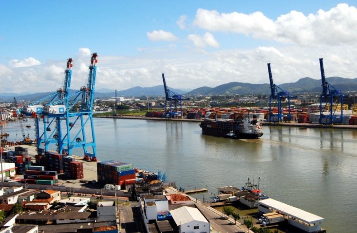 Investimentos modernizam portos de Santa Catarina